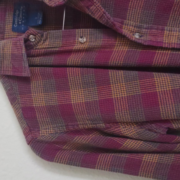 SLIGHTLY USED CAMBRIDGE CLASSICS LONG SLEEVE PLAID SIZE SMALL 100%COTTON - Picture 3 of 12